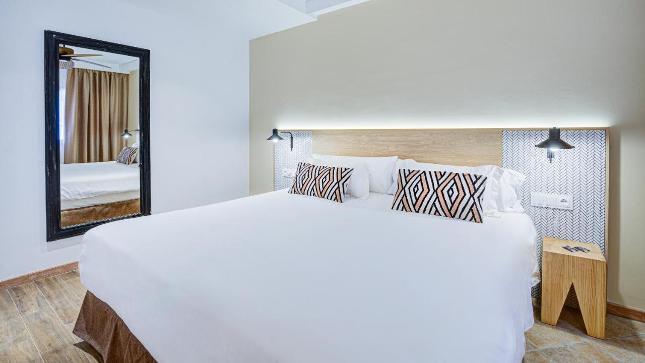 Hotel Arena Castillo - New Opening Sum 25! 科斯塔卡莱塔 外观 照片